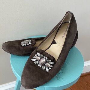 Adrienne Vittadini Dani Dark Green Suede Jeweled Brooch Flat Shoes Women’s 8